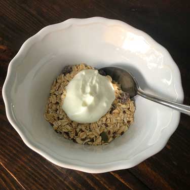 Healthy Pregnancy cereal organic muesli with yogurt
